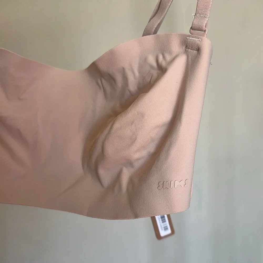 Skims Naked Bandeau Bra‎ Mica Size XS NWT - Picture 5 of 11